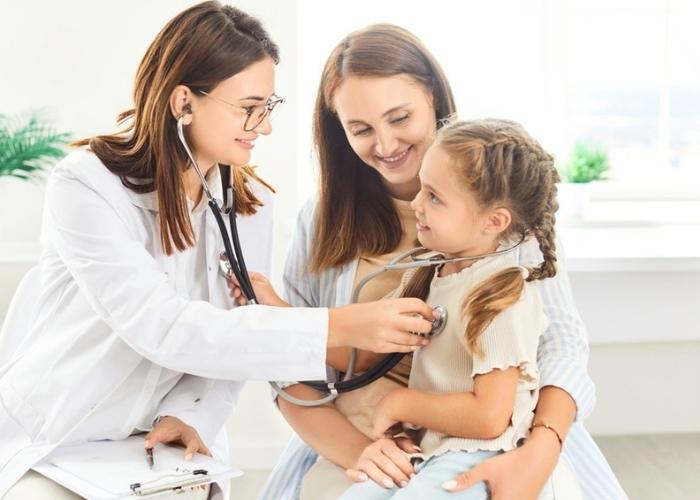 Bulk billing family doctor at Harbour Town Doctors Biggera Waters